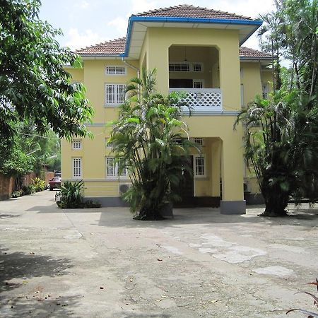 Golden Guest Inn Yangon Exterior foto