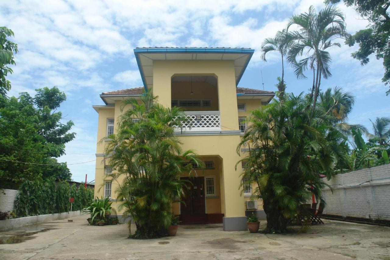 Golden Guest Inn Yangon Exterior foto